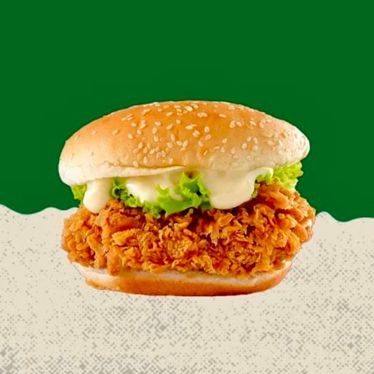 Crispy Chicken Burger: A Delightful Deli Favorite