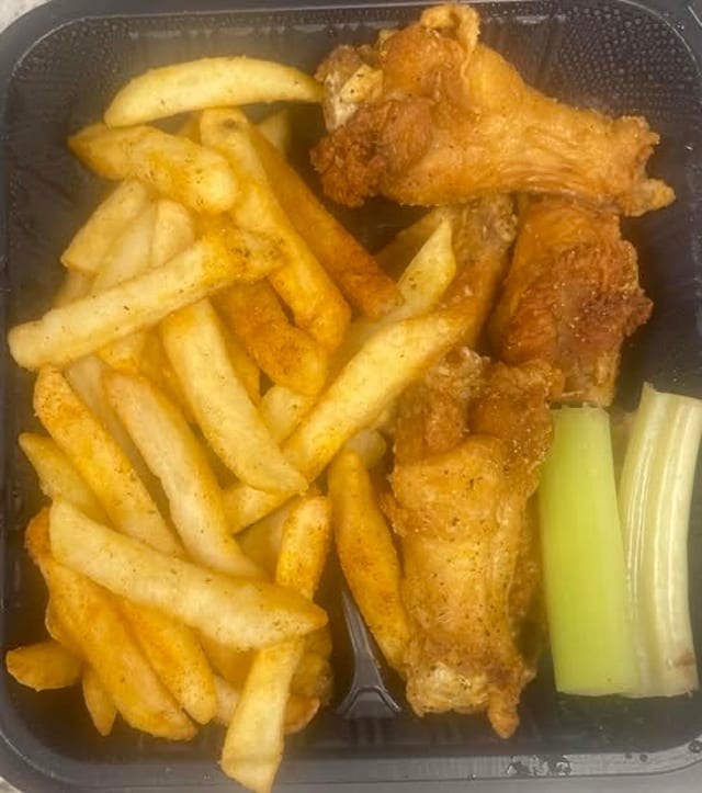Buffalo Wings 5 Pc Combo.
